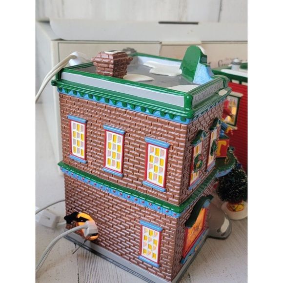 Dept 56 54902 Saturday Morning Downtown village accessory xmas Toy shop - Picture 9 of 13